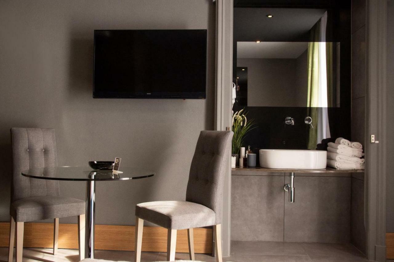 Umberto I° Suite & Spa ナポリ エクステリア 写真