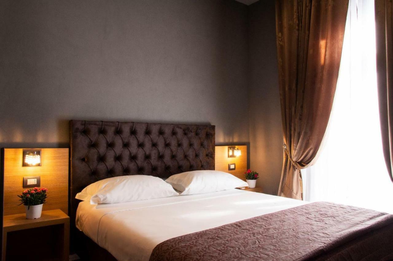 Umberto I° Suite & Spa ナポリ エクステリア 写真